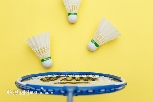 面对实力相 面对实力相