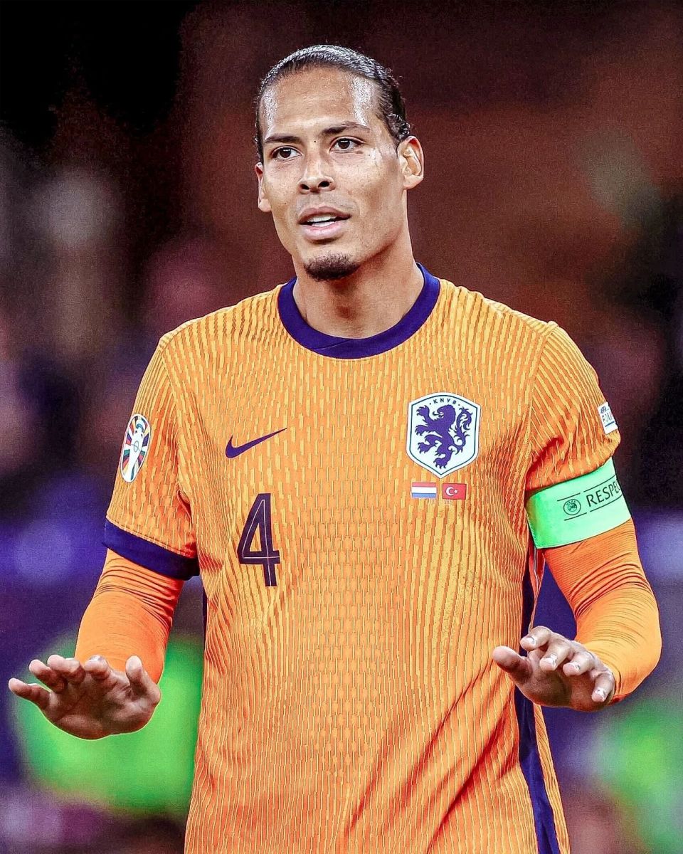 菲奥伦蒂那补赛3比0完胜 国米无缘重返意甲榜首.