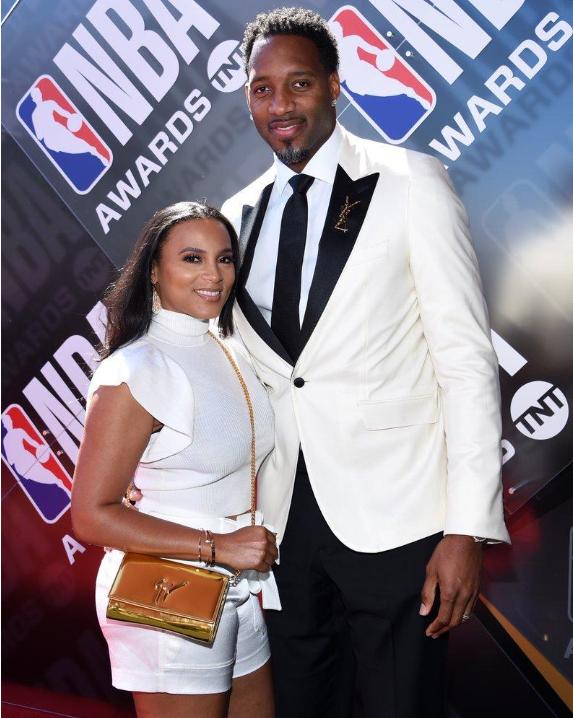 令人瞩目 令人瞩目